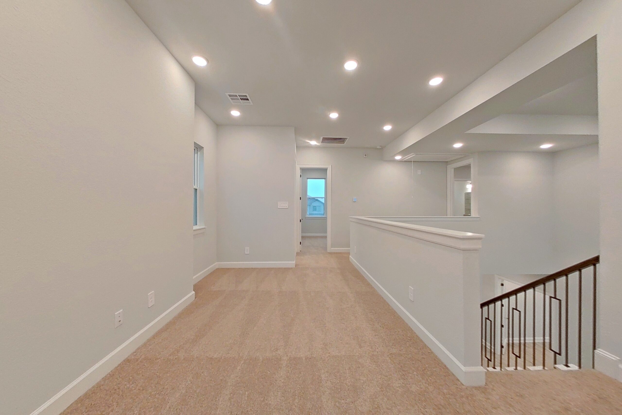11033 N Lake Mist