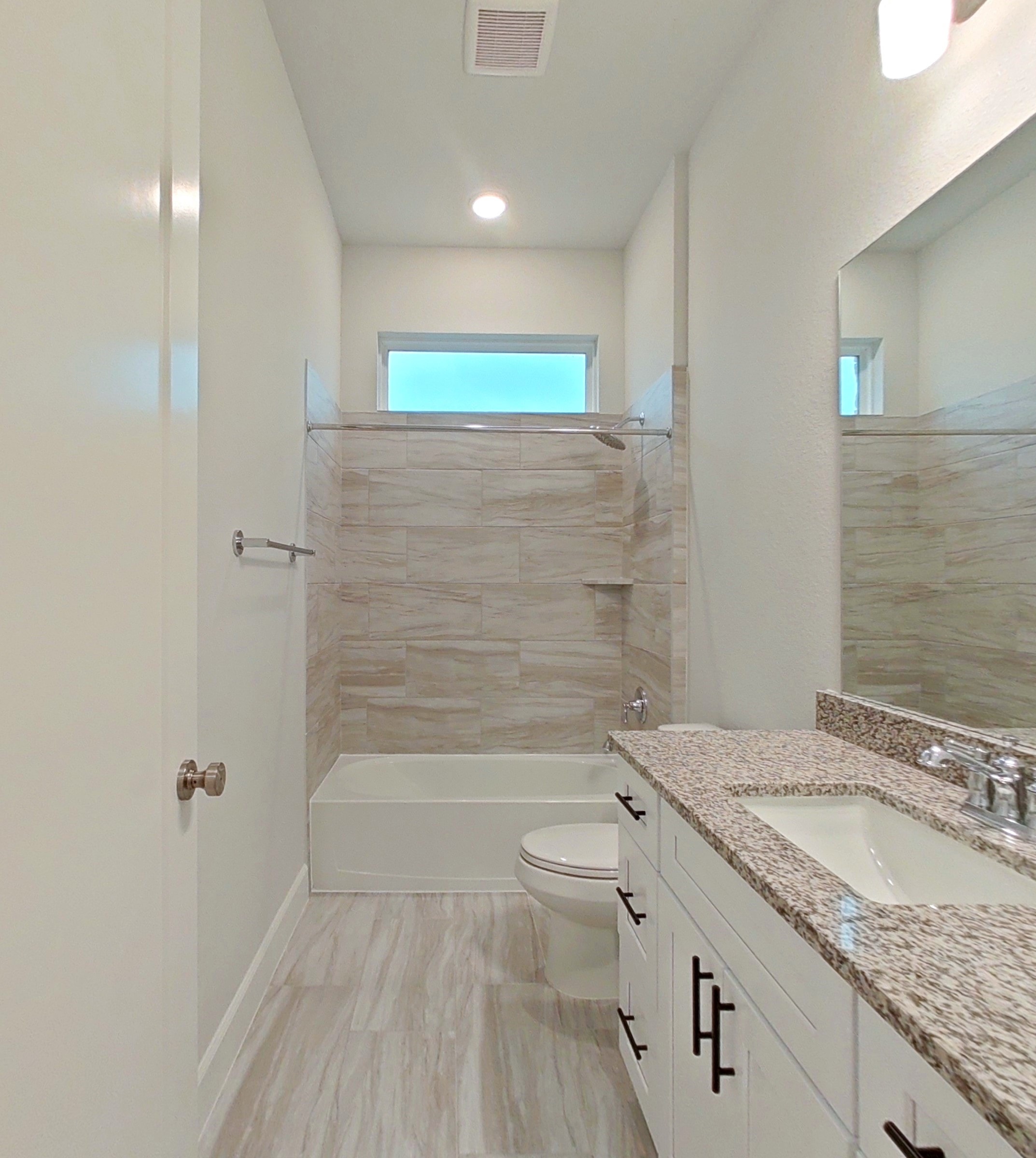 11033 N Lake Mist